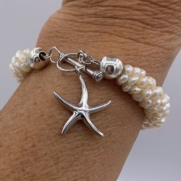 Bracelet with charm, sterling 925 silver, real pearls, NWOT, infinity charm - Picture 9 of 15